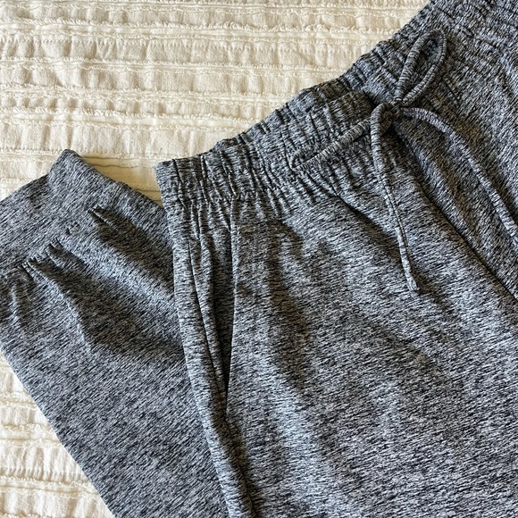 Year of Ours THE L.A.X. JOGGER & STRETCH SHRUG Size Small - Picture 9 of 16